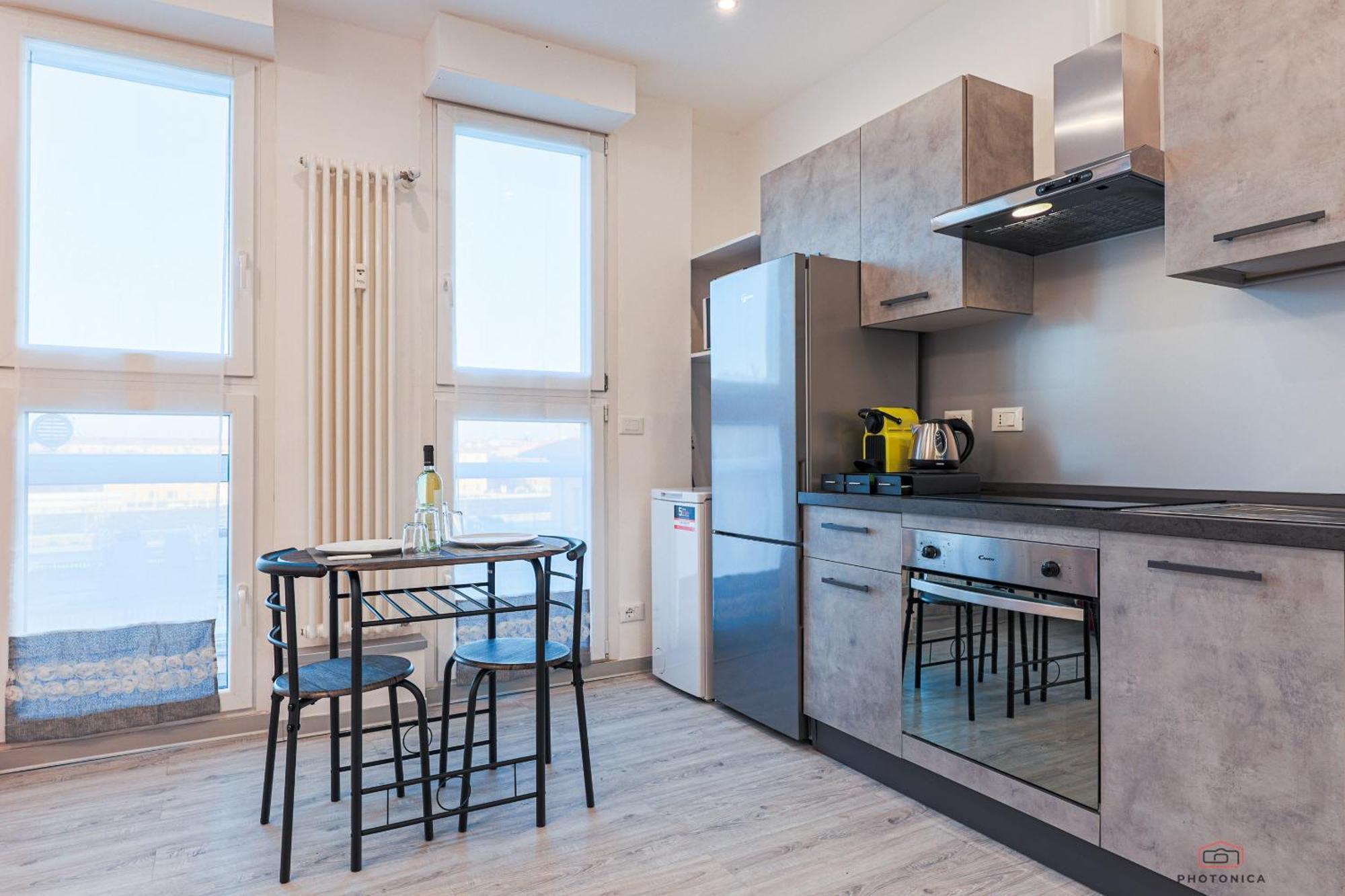Front Station Apartment - Stazione Centrale Di Bologna Kültér fotó