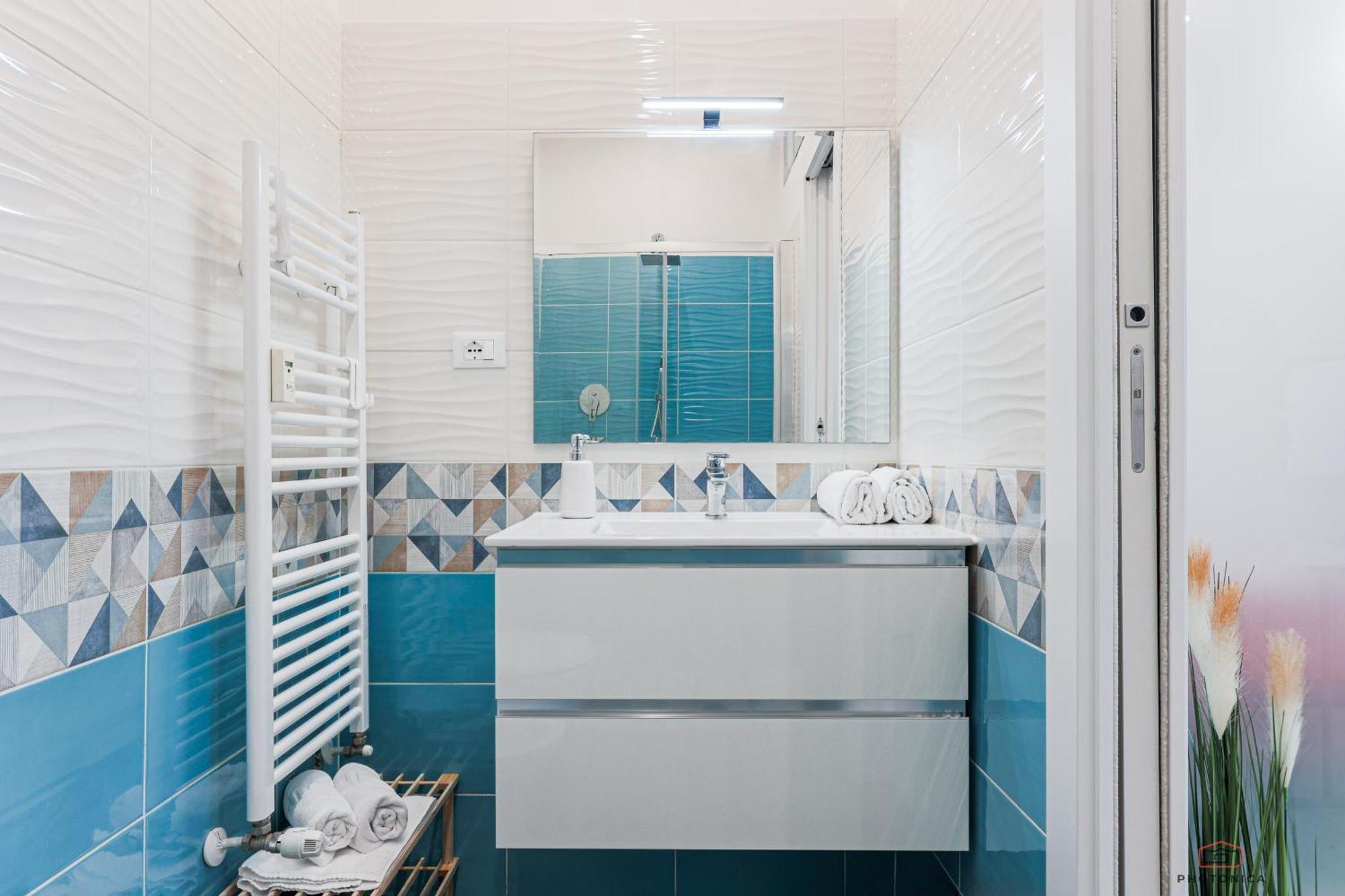 Front Station Apartment - Stazione Centrale Di Bologna Kültér fotó