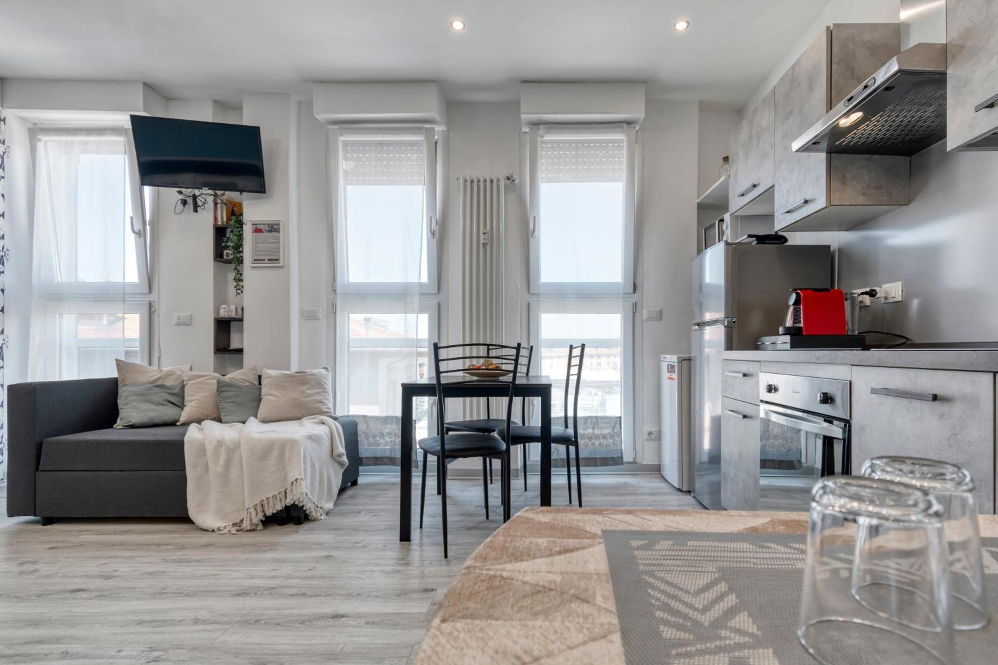 Front Station Apartment - Stazione Centrale Di Bologna Kültér fotó